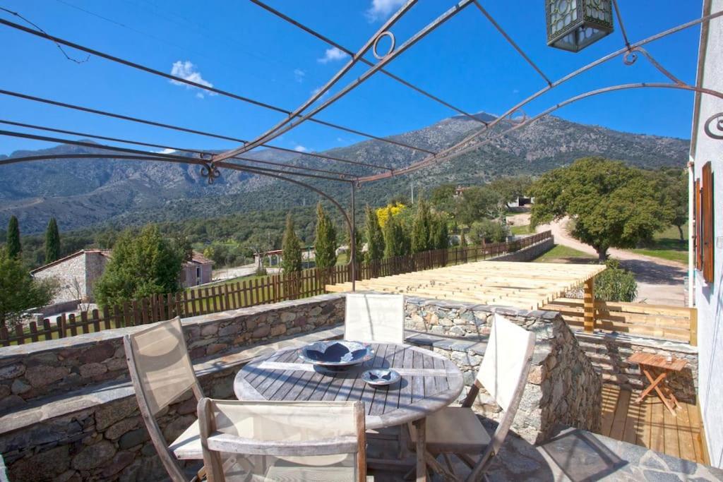 Le Capu Biancu-Location Avec Vue Proche Des Gorges De L Asco Entre Mer Et Montagne Moltifao ภายนอก รูปภาพ